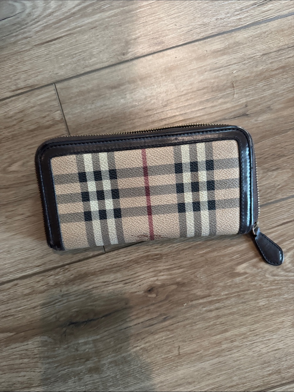 Burberry Tan Plaid Wallet with Black and Red Accents - Picture 1 of 5